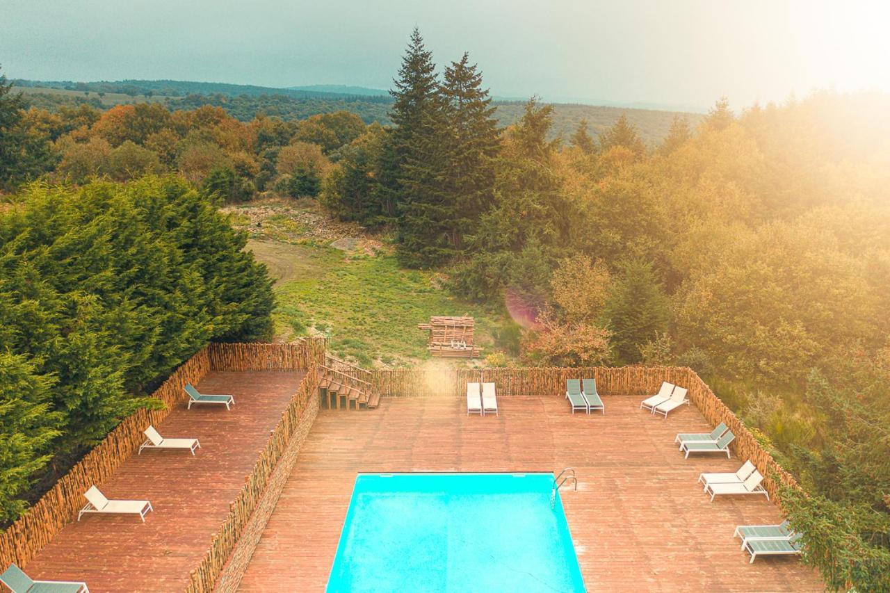 Domaine De La Vitarelle Glamping Villaniere Dış mekan fotoğraf