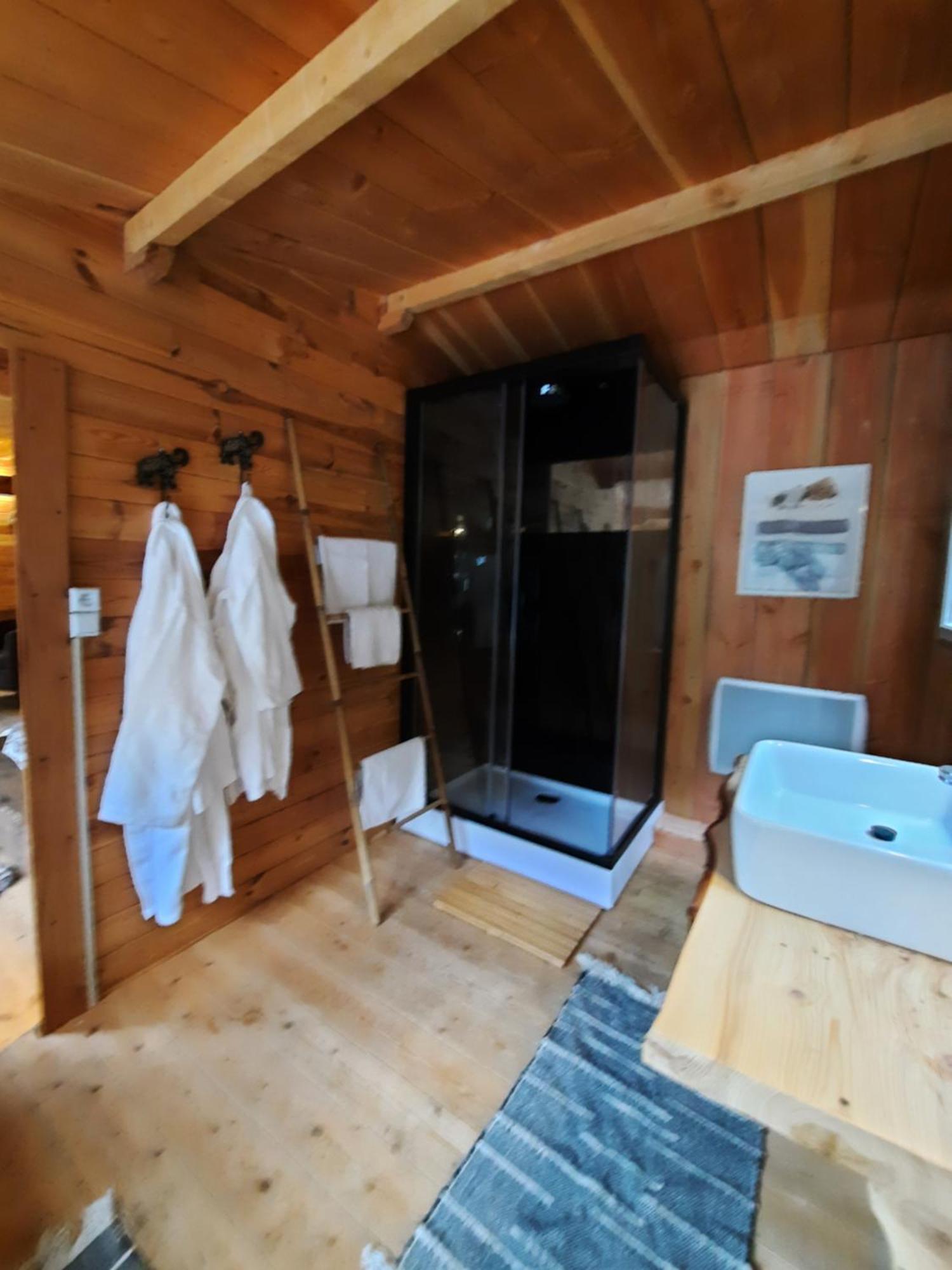 Domaine De La Vitarelle Glamping Villaniere Dış mekan fotoğraf